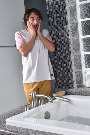 Kristen Scott having a soaking wet bathtub fucking with her bff's brother