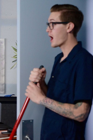 Asian Cindy Starfall is toyed as she sucks & fucks the janitor