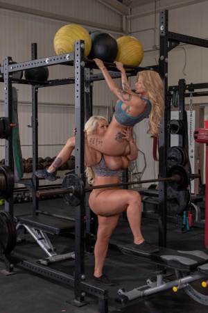 Two incredible milf Alura Jenson and Joslyn James doing lesbian sex in the gym