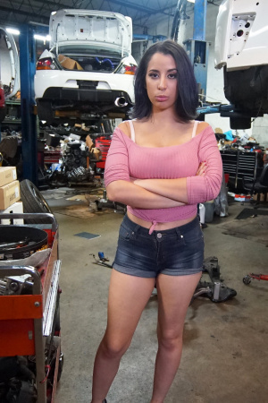 Nina Lopez has no money to pay for car repair