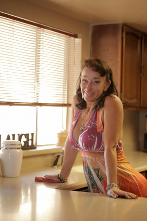 Housewife Sugar Sweet goes to town with her magic fingers