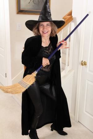 Hot granny Bobby Bentley gets down and dirty with the help of her broom and her talented fingers