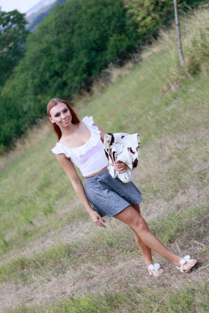 Ornela Morgan fucks her peach with two fingers and dildo