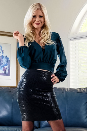 Sexy Charlotte Stokely in stockings jerk off her pussy