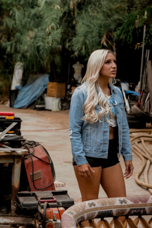 Great blowjob from blonde Abella Danger and passionate sex