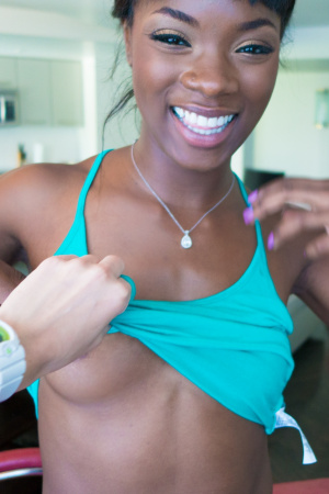 First lesbian sex from Roxy Rox and ebony Ana Foxxx