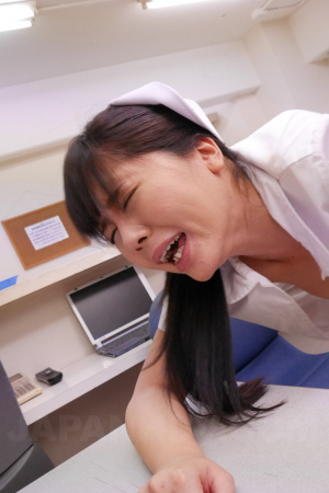 Japanese nurse Miyuki Ojima feels like getting intimate with this hot patient