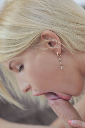 Passionate fuck for blonde Karina Grand with her lover