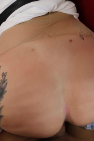 Amateur POV threesome with bitches Elana Bunnz and Eden West