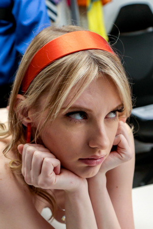 Fucking for horny petite thief Melody Marks
