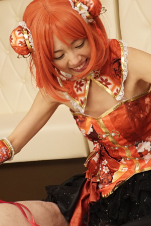Cosplay from Japanese babe Satomi and handjob