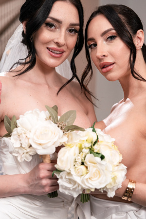 Curvy brides Charlotte Sins and Melissa Stratton in lesbian sex