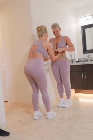 Trio sex instead of training with juicy Ryan Keely and Kaden Kole