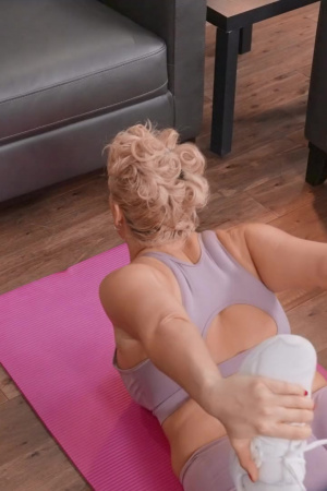 Trio sex instead of training with juicy Ryan Keely and Kaden Kole