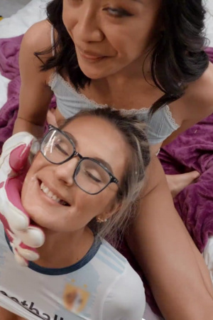 Fucker fucks his girlfriend Jade and her stepmom Mandy