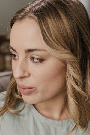 Deep blowjob from Anna Claire Clouds and fucking from a stranger