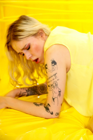 Fetish fuck with creampie for cute blonde Mimi Cica