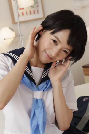 Sweet petite Japanese Mari Haneda shows off her body