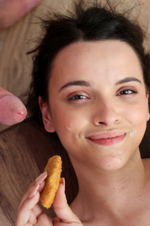 Gentle sex on the table with Ohana Petite