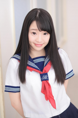 Japanese babe Yuuna Himekawa