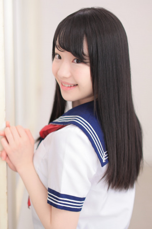 Japanese babe Yuuna Himekawa
