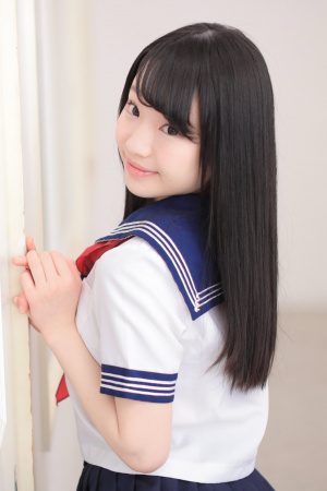 Japanese babe Yuuna Himekawa