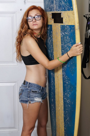 Kadence Marie decided to pay for a surfboard delicious blowjob