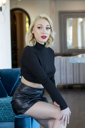 Nat Turner is the best trainer of sexy slut Lily Labeau in sex and minet