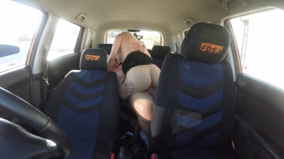 Big titted Amber Jayne fucks in the car and gets facial load